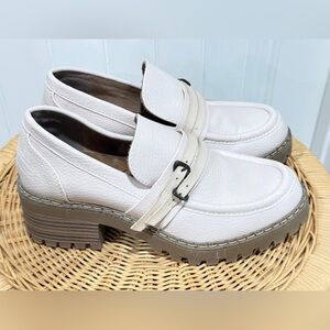 Blowfish Women's Cream Loafers